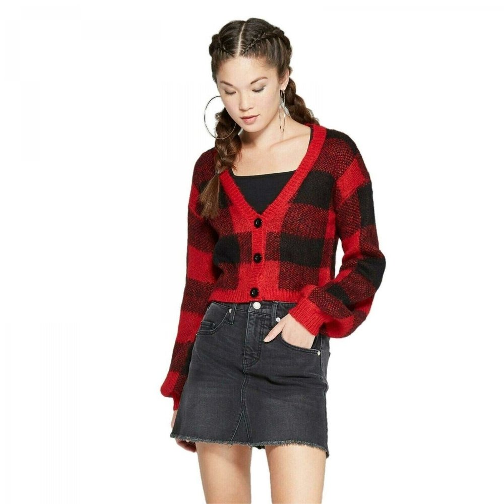 Wild Fable Women's Cropped V-Neck Button Front Cardigan Sweater